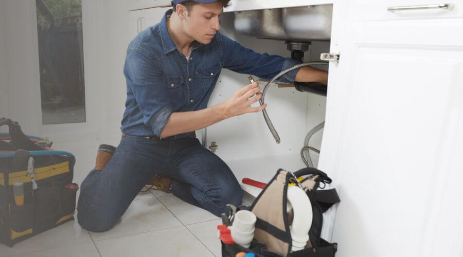 Local water heater installation in Midland, IN